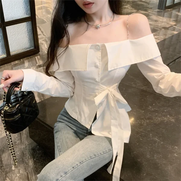 بلوزة نسائية بدون كتف بتصميم غير متماثل وأكمام طويلة - Image 3