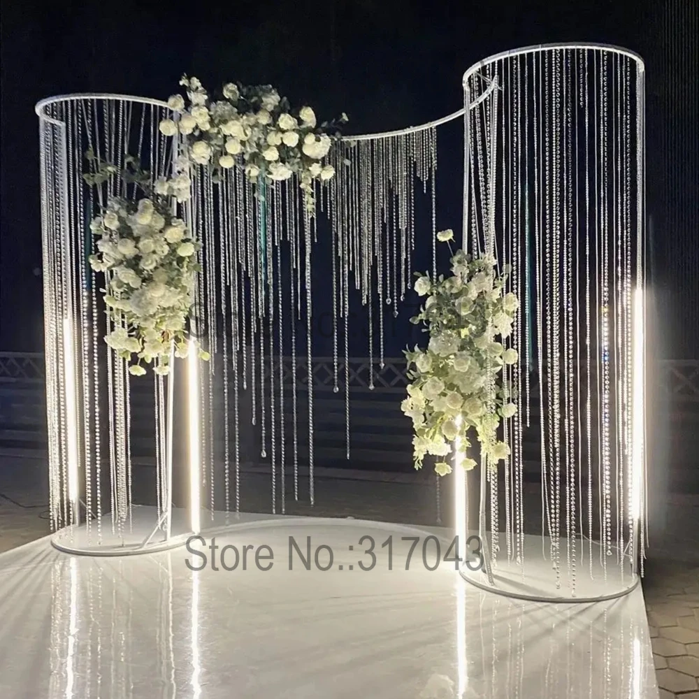 قوس خلفية منحني معدني وأكريليك – ديكور حفلات الزفاف (H7.2FT × W8FT)