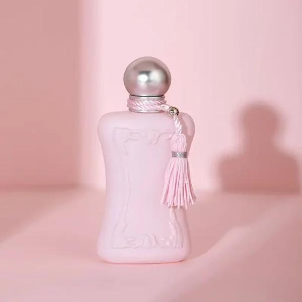 عطر نسائي رومانسي – ماء تواليت برائحة الزهور والفواكه - Image 3